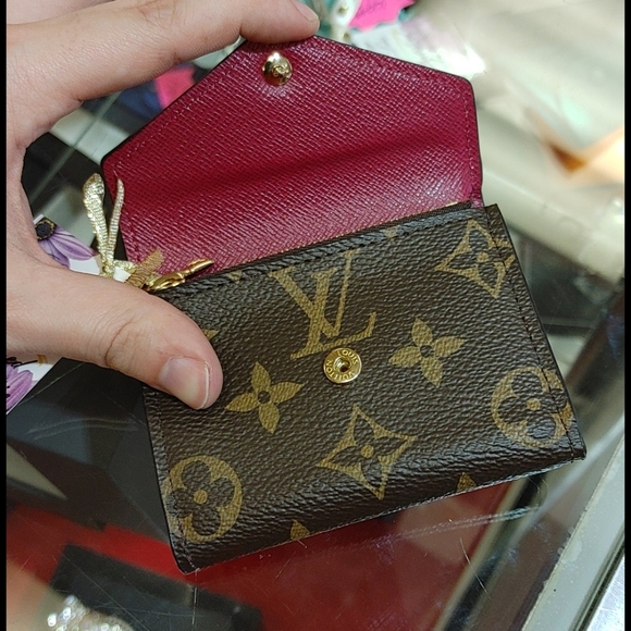 Louis VuittonđşMonogram Fuschia Zoe Small Wallet - Picture 10 of 14